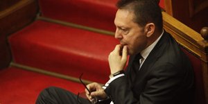 Στουρνάρας: Να αφήσουμε τους πανηγυρισμούς γιατί είμαστε ακόμα στην αρχή