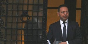 Reuters: Μέσα στην εβδομάδα ο ανασχηματισμός στην Ελλάδα -Αποχωρεί ο υπουργός Οι