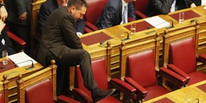Η (πρώτη) διαβολοβδομάδα του Γιάννη Στουρνάρα -Ερχονται και άλλες