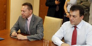 Στουρνάρας σε Βρούτση: Κάνε διαπραγμάτευση