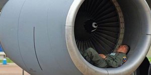 Πόσες ώρες δεν κλείνει μάτι ένας νέος γονιός και άλλα 29 τρελά στοιχεία για τον