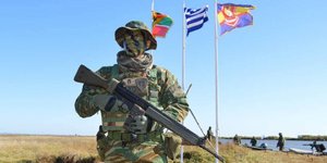 Στέλεχος της XIIης Μηχανοκίνητης Μεραρχίας Πεζικού «ΕΒΡΟΣ» / Φωτογραφία: ΥΠΕΘΑ