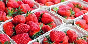 Πολλοί πολίτες βρήκαν βελόνες ραψίματος κρυμμένες μέσα στο φρούτο