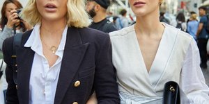 Street style stars στους δρόμους της πόλης/ Φωτογραφία: Shutterstock