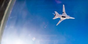 Yπερηχητικά βομβαρδιστικά Tu-22M3 χρησιμοποιήθηκαν για την καταστροφή στόχων και στη Συρία (Φωτογραφία: Russian Defence Ministry Press Service photo via AP)