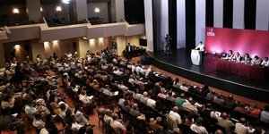 Nick Paleologos / SOOC