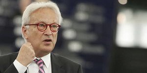 Σβόμποντα: Θα ήταν καταστροφικό για την εικόνα της Ελλάδας να καταρρεύσει η κυβέ