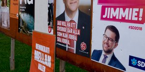 Στην προιεκλογική αφίσα δεξιά ο επικεφαλής των ακροδεξιών Σουηδών Δημοκρατών