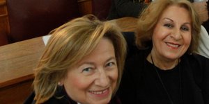 Η Ευαγγελία Σχοιναράκη (αριστερά) και η Αννα Καραμάνου (δεξιά) -Φωτογραφία: ΧΡΗΣΤΟΣ ΜΠΟΝΗΣ//EUROKINISSI