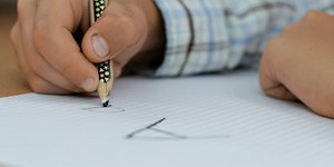 Με έρευνα αγορά εξοικονομείτε χρήματα στην αγορά σχολικών ειδών / Φωτογραφία: Pixabay