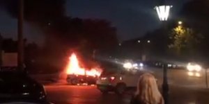 Αυτοκίνητο τυλίχθηκε στις φλόγες στην είσοδο της πόλης/ Φωτογραφία: epirusgate.blogspot.gr