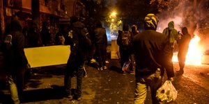 Από τα οδοφράγματα στα Εξάρχεια/Φωτογραφία: Eurokonissi