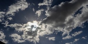 Συννεφιασμένος θα είναι ο καιρός την Κυριακή. Φωτογραφία: Eurokinissi / Γιάννης Παναγόπουλος