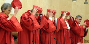 Απόφαση-σταθμός για την συνταγματικότητα του ESM ανοίγει το δρόμο για τη διάσωση