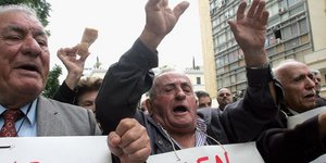 SOS στο υπουργικό: Τέλος τα λεφτά για τις συντάξεις τον Ιούνιο