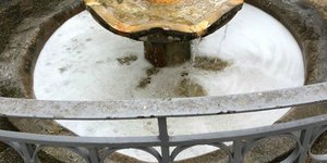 Χλωρίνη σε συντριβάνι στο Ηράκλειο Κρήτης