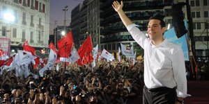 ΣΥΡΙΖΑ: Η νέα κυβέρνηση είναι όμηρος της εφαρμογής του Μνημονίου