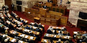 Γκρίνια από βουλευτές στην ΚΟ του ΣΥΡΙΖΑ (Φωτογραφία: EUROKINISSI/ ΤΑΤΙΑΝΑ ΜΠΟΛΑΡΗ)