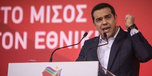 Ο Αλέξης Τσίπρας στην ομιλία του από τη Θεσσαλονίκη /Φωτογραφία: Εurokinissi