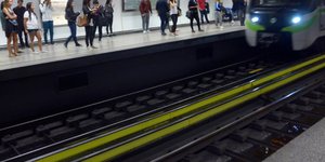Ανδρας έπεσε στις ράγες του Μετρό «Ευαγγελισμός»(Φωτογραφία αρχείου: EUROKINISSI/ ΠΑΝΑΓΟΠΟΥΛΟΣ ΓΙΑΝΝΗΣ)