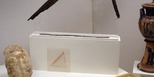 «Ο τάφος του ποιητή» και τα ευρήματά του παρουσιάζονται στο Μέγαρο Μουσικής