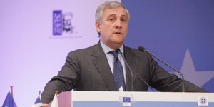 Αντιπρόεδρος της Κομισιόν: Είμαστε όλοι Ελληνες – Ζήτω η Ελλάς