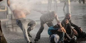 Νέα επεισόδια στην πλατεία Ταξίμ - Τουλάχιστον 10 τραυματίες από τη «μάχη» αστυν
