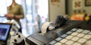 έλεγχοι της ΑΑΔΕ/Φωτογραφία: IntimeNews