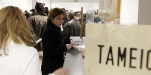 «Δεν εισπράττουν» ΔΕΚΟ και εφορίες – Απώλειες 25 εκ. Ευρώ για το Δημόσιο