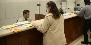 «Ανάσα» για 17.800 επιχειρήσεις και επιχειρηματίες: Ποιούς αφορά η αναστολή πληρ