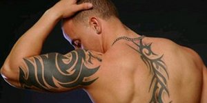 Είστε μανιώδης με τα τατουάζ; Δείτε πώς θα είστε όταν γεράσετε [εικόνες]