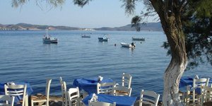 Σαρώνει η μαύρη εργασία στα νησιά -«Πρωταθλήτριες»η Μύκονος και η Σαντορίνη