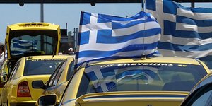 Οι ταξιτζήδες δηλώνουν έτοιμοι για κινητοποιήσεις εάν ανατραπεί ο «νόμος Βορίδη»