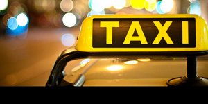 Ληστές επιτέθηκαν με κατσαβίδι σε οδηγό ταξί