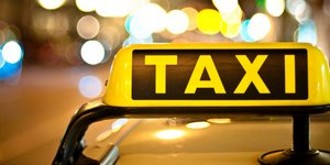 Συνελήφθη ταξιτζής που είχε «πάρει» κούρσα... 90 κιλά χασίς