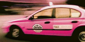 Ελληνας ομογενής στην Αυστραλία φτιάχνει ταξί μόνο για γυναίκες -Για να περιορισ