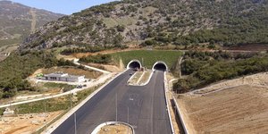 ΦΩΤΟΓΡΑΦΙΑ: ΑΠΕ-ΜΠΕ