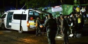 Αύριο τρίτη ημέρα των επιχειρήσεων θα γίνει προσπάθεια διάσωσης και των 5 που απομένουν στην σπηλιά /Φωτογραφία: AP