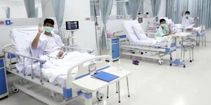 Τα παιδιά αναμένεται να πάρουν εξιτήριο την Πέμπτη (Φωτογραφία: AP)