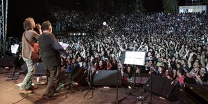 Θάνος Μικρούτσικος - Μίλτος Πασχαλίδης 