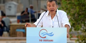 Θεοδωράκης: Αλλα πράγματα μπορεί να επιβάλει ένα κίνημα του 6%  και άλλα του 12 