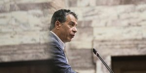 Theodore Manolopoulos / SOOC