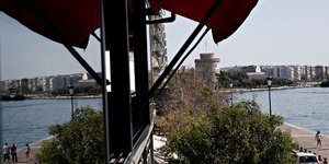 Ο Λευκός πύργος στη Θεσσαλονίκη από μακριά/Φωτογραφία: Sooc