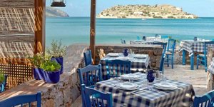 Υποπτη αύξηση απολύσεων σε τουριστικές περιοχές – Σε ποιες εντατικοποιούνται οι