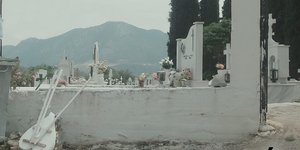 Ο Κωνσταντίνος Ντέλλας παρουσιάζει την Αντιγόνη του Σοφοκλή στο Μικρό Θέατρο Αρχαίας Επιδαύρου