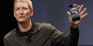 Ο Τιμ Κουκ της Apple «βγήκε από την ντουλάπα»: Είμαι περήφανος που είμαι γκέι
