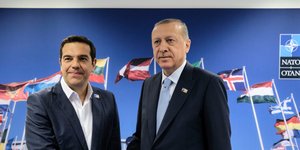 Συνάντηση του πρωθυπουργού Αλέξη Τσίπρα με τον Τούρκο Πρόεδρο Ταγίπ Ερντογάν- φωτογραφία intimenews