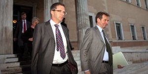 Κύριοι απολύεστε! Τόμσεν και Μαζούχ επιστρέφουν από εκεί που ήρθαν...