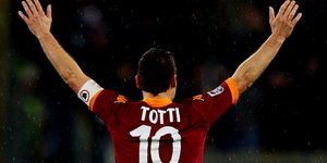 Ο Τότι γνώρισε την αποθέωση στην προπόνηση της Ρόμα [βίντεο]