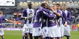 Εξαιρετικό γκολ με εκτέλεση φάουλ [βίντεο]